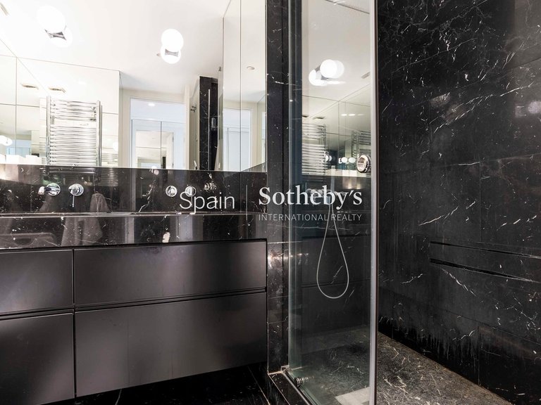 Apartment for Sale in Madrid, Madrid 29