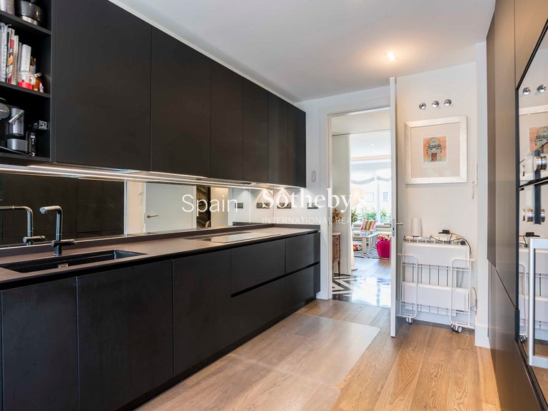 Apartment for Sale in Madrid, Madrid 23
