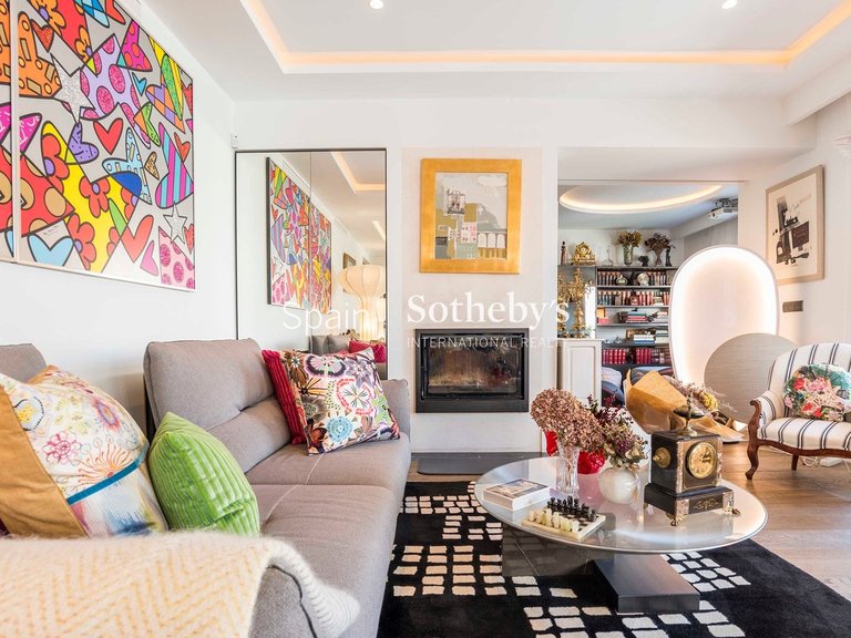 Apartment for Sale in Madrid, Madrid 18
