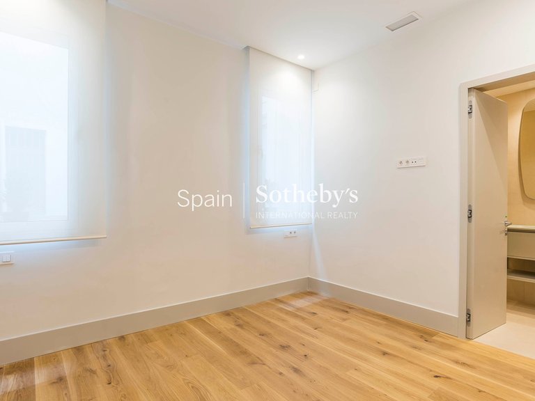 Apartment for Sale in Madrid, Madrid 21
