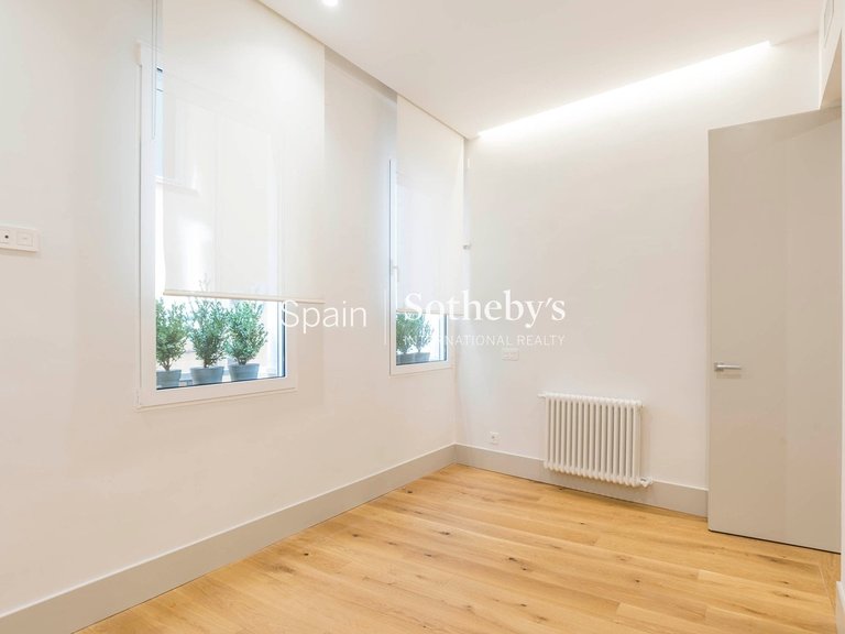 Apartment for Sale in Madrid, Madrid 38