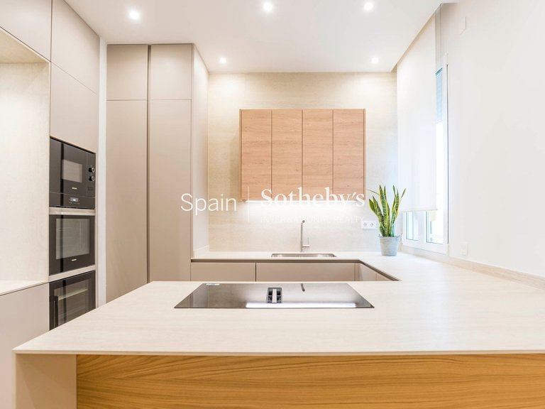 Apartment for Sale in Madrid, Madrid 7
