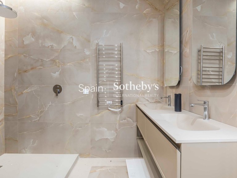 Apartment for Sale in Madrid, Madrid 44