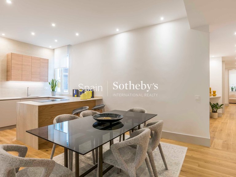 Apartment for Sale in Madrid, Madrid 15