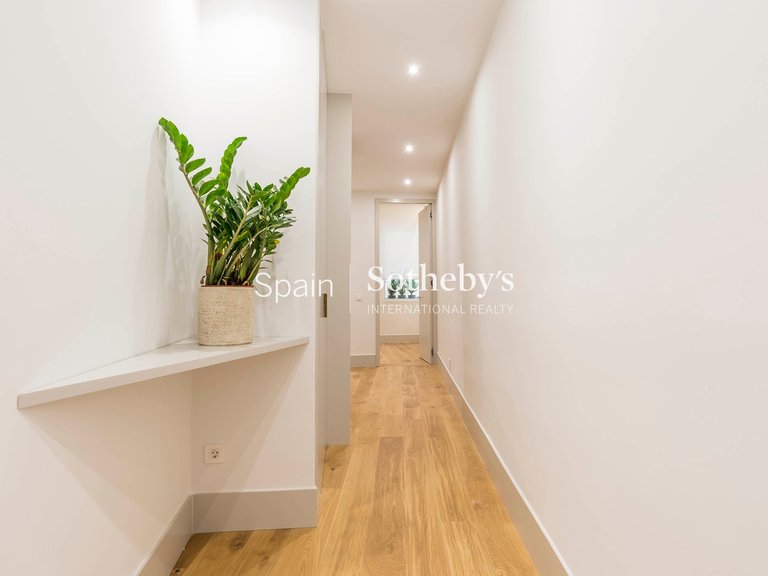 Apartment for Sale in Madrid, Madrid 26
