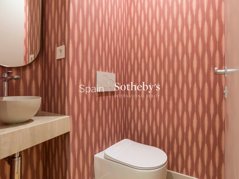 Apartment for Sale in Madrid, Madrid 27