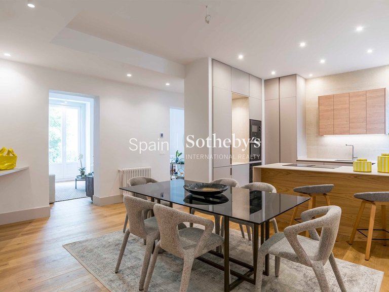 Apartment for Sale in Madrid, Madrid 22