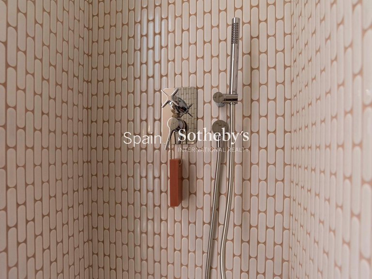 Apartment for Sale in Madrid, Madrid 26