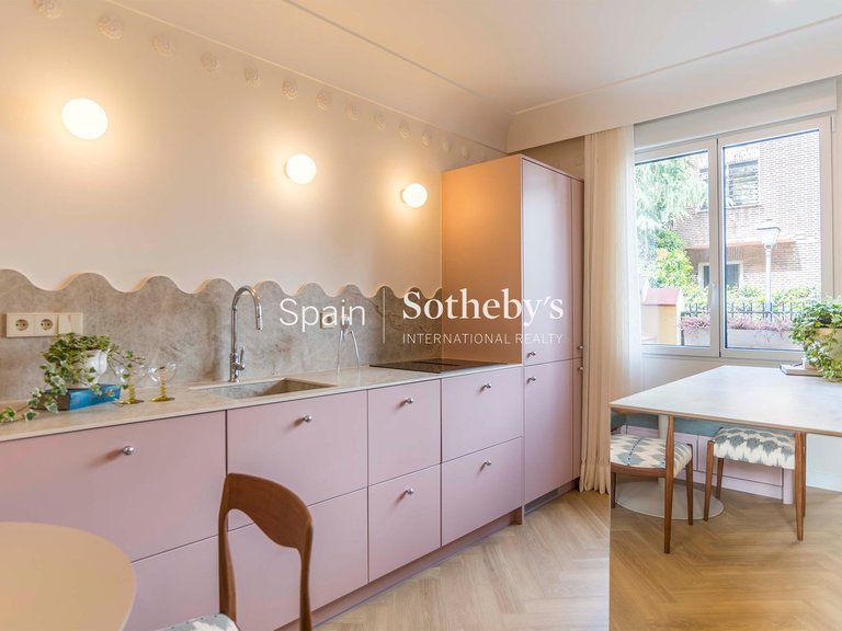 Apartment for Sale in Madrid, Madrid 11