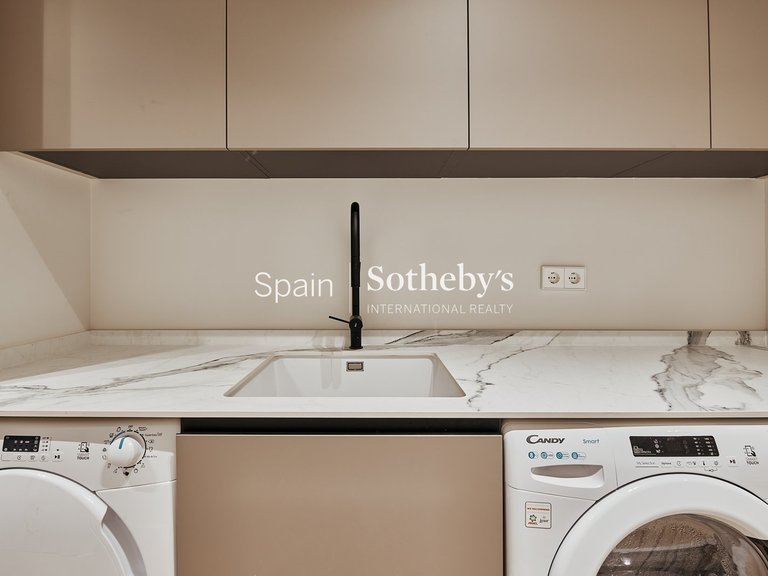 Apartment for Sale in Madrid, Madrid 39