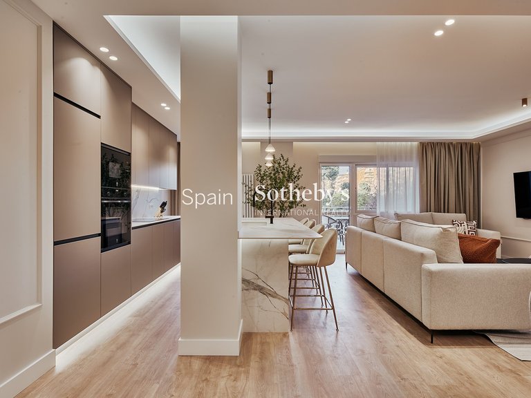Apartment for Sale in Madrid, Madrid 8