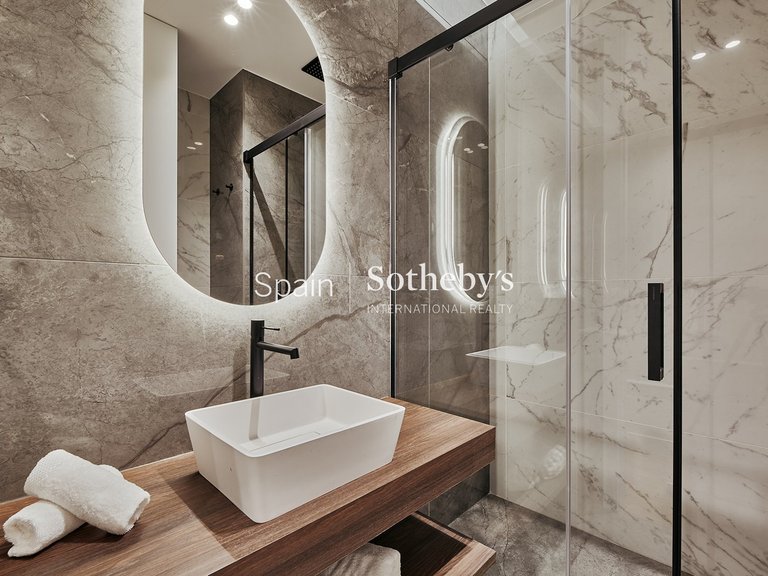 Apartment for Sale in Madrid, Madrid 25