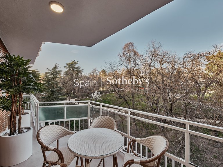 Apartment for Sale in Madrid, Madrid 2