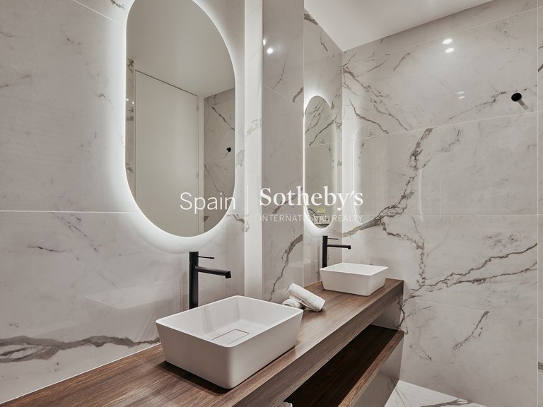 Apartment for Sale in Madrid, Madrid 21