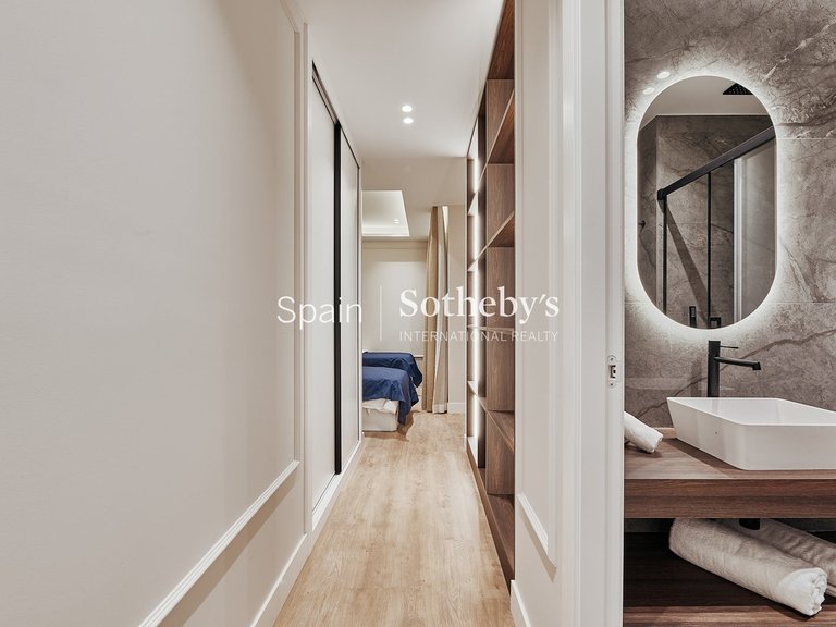 Apartment for Sale in Madrid, Madrid 40