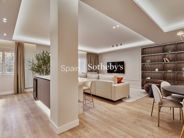 Apartment for Sale in Madrid, Madrid 5