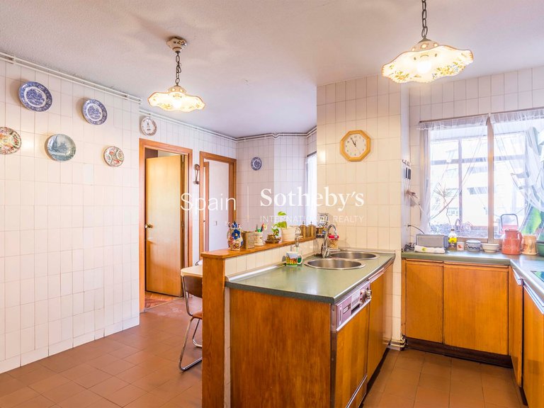 Apartment for Sale in Madrid, Madrid 9