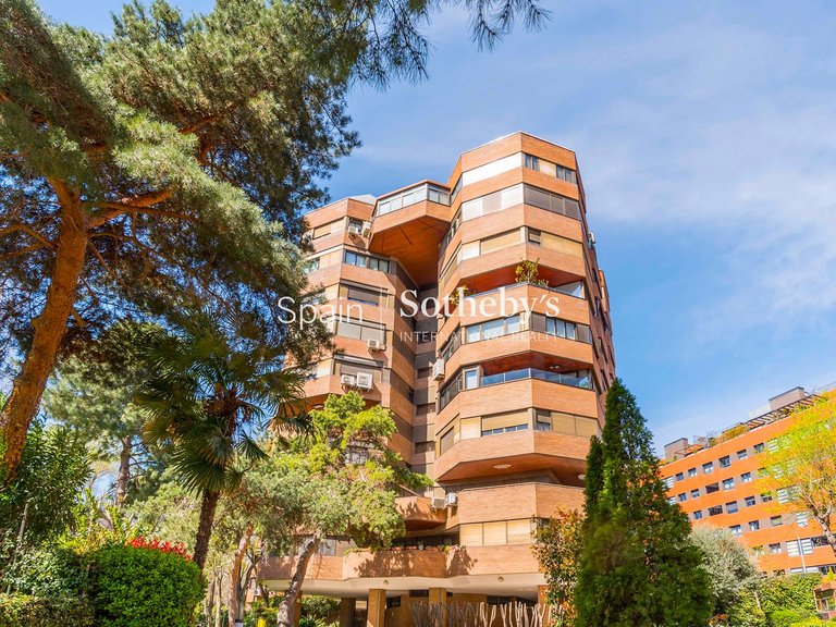 Apartment for Sale in Madrid, Madrid 2