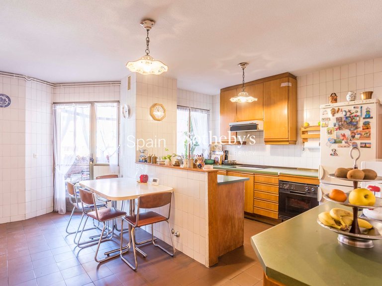 Apartment for Sale in Madrid, Madrid 8