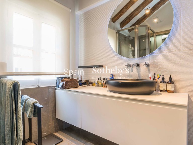Penthouse for Rent in Madrid, Madrid 32