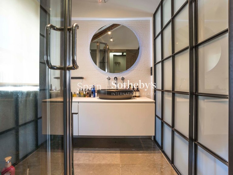 Penthouse for Rent in Madrid, Madrid 34