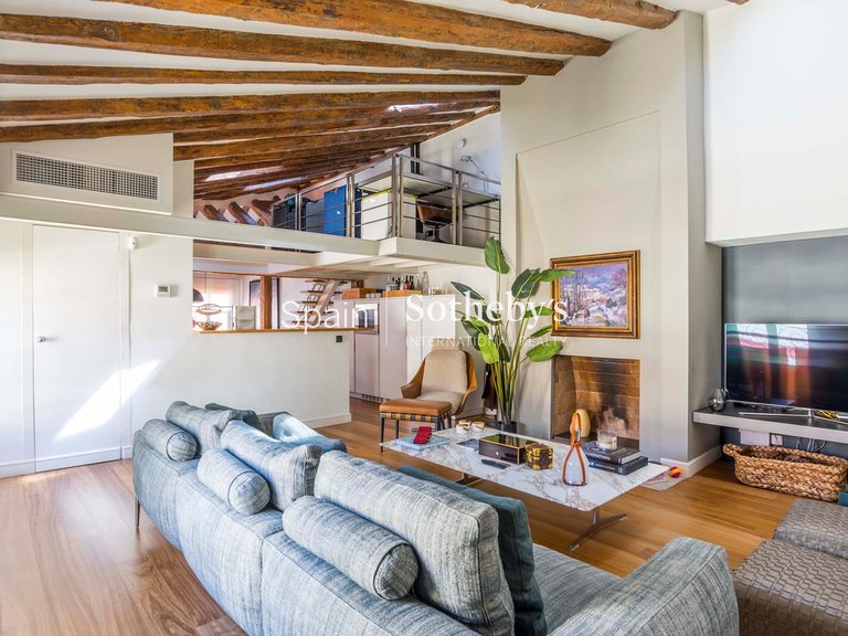Penthouse for Rent in Madrid, Madrid 15
