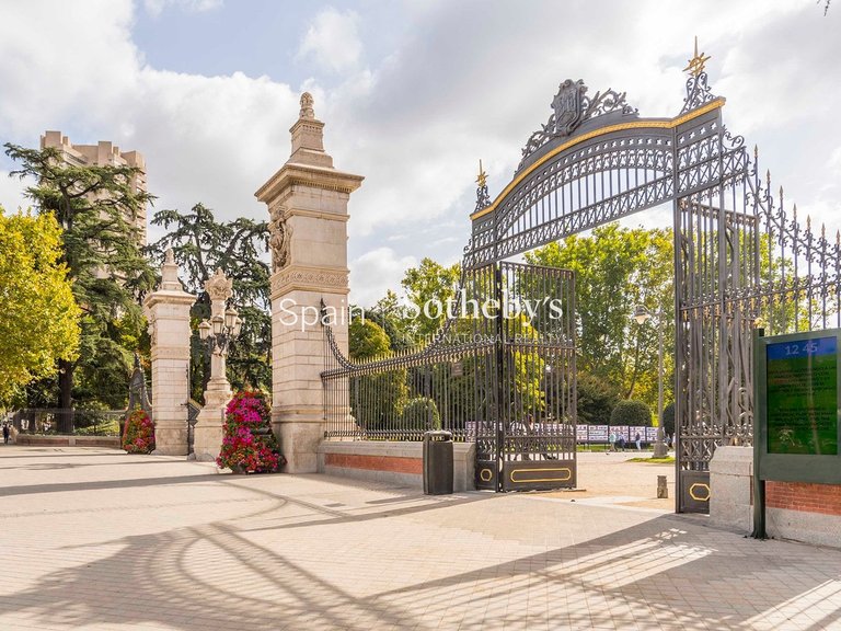 Apartment for Sale in Madrid, Madrid 23