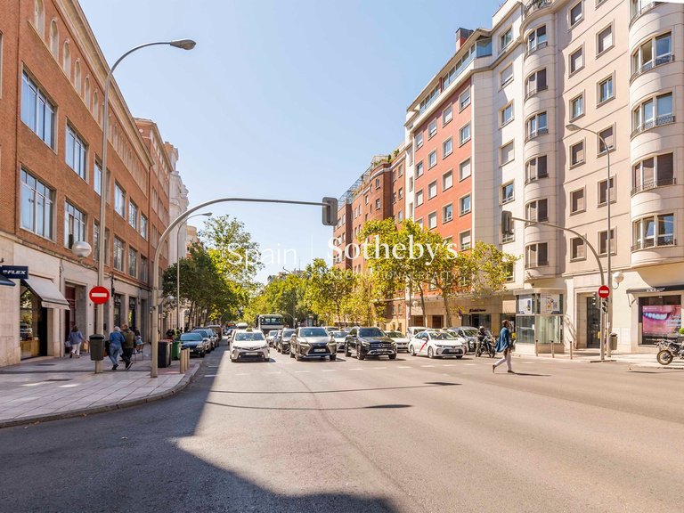 Apartment for Sale in Madrid, Madrid 8