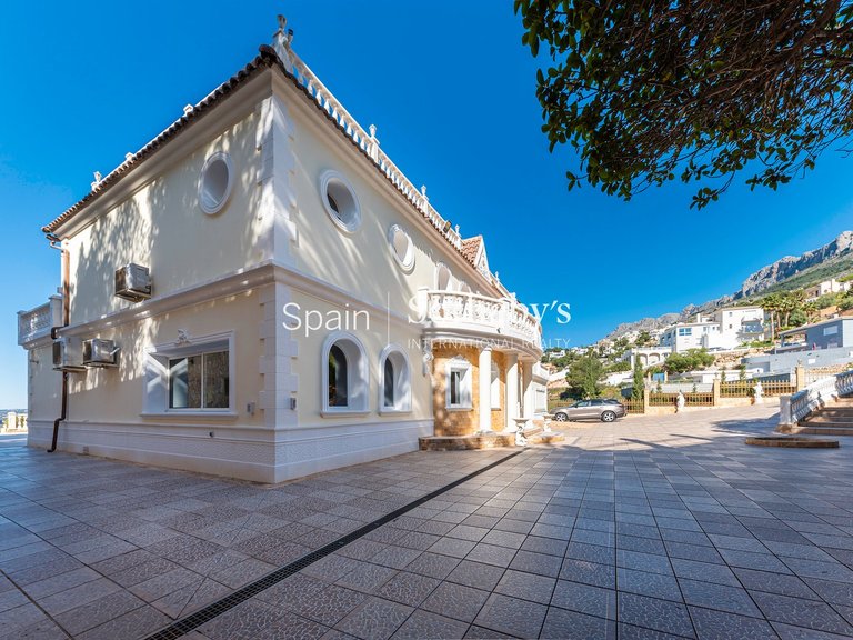Villa for Sale in Altea, Alicante 27