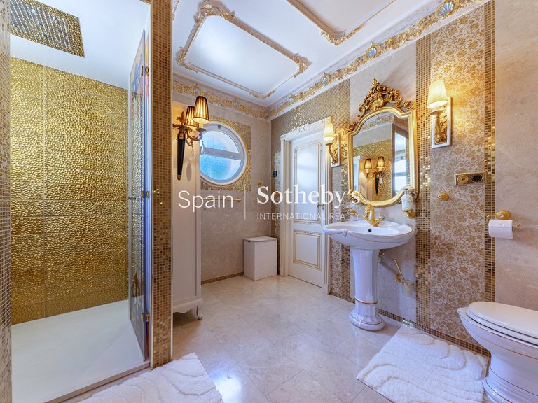 Villa for Sale in Altea, Alicante 40