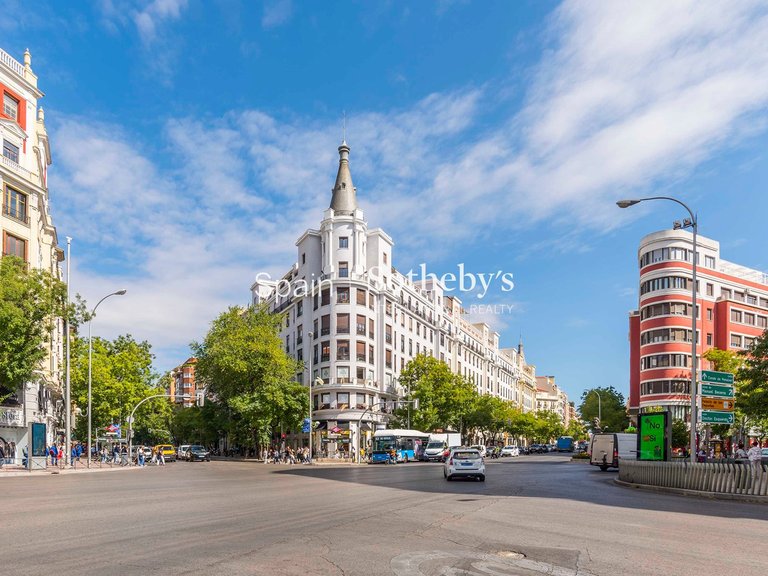Apartment for Sale in Madrid, Madrid 19