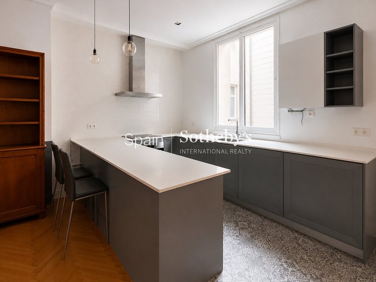 Apartment for Sale in Madrid, Madrid 6