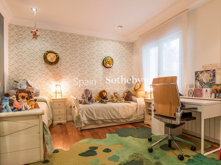 Apartment for Sale in Madrid, Madrid 29