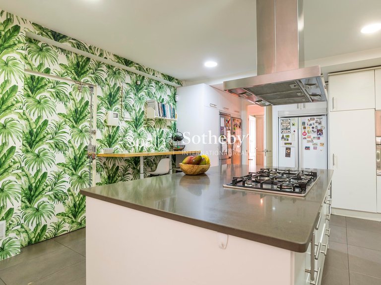 Apartment for Sale in Madrid, Madrid 16
