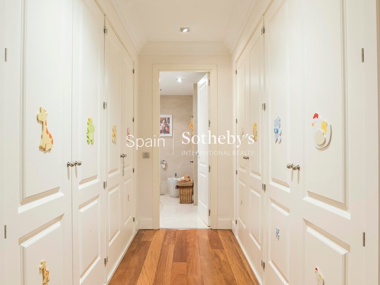 Apartment for Sale in Madrid, Madrid 26