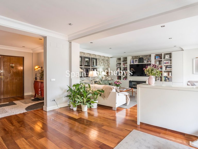 Apartment for Sale in Madrid, Madrid 6