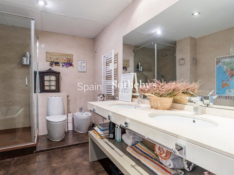 Apartment for Sale in Madrid, Madrid 31
