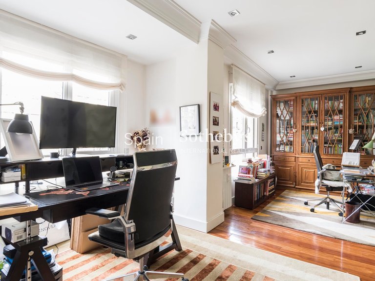Apartment for Sale in Madrid, Madrid 32