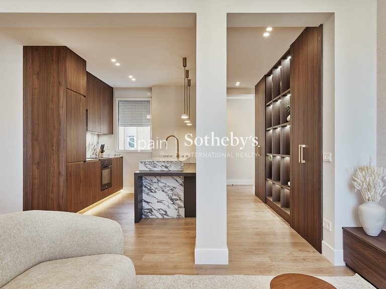 Apartment for Sale in Madrid, Madrid 2