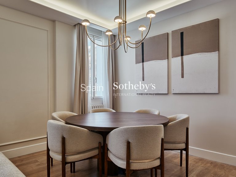 Apartment for Sale in Madrid, Madrid 15