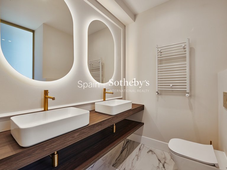 Apartment for Sale in Madrid, Madrid 19
