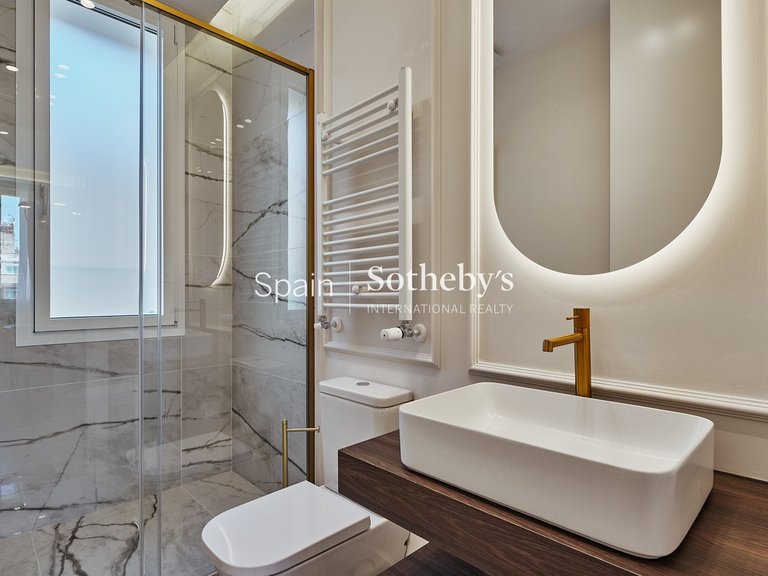 Apartment for Sale in Madrid, Madrid 28