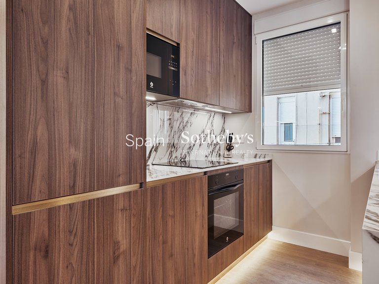Apartment for Sale in Madrid, Madrid 34