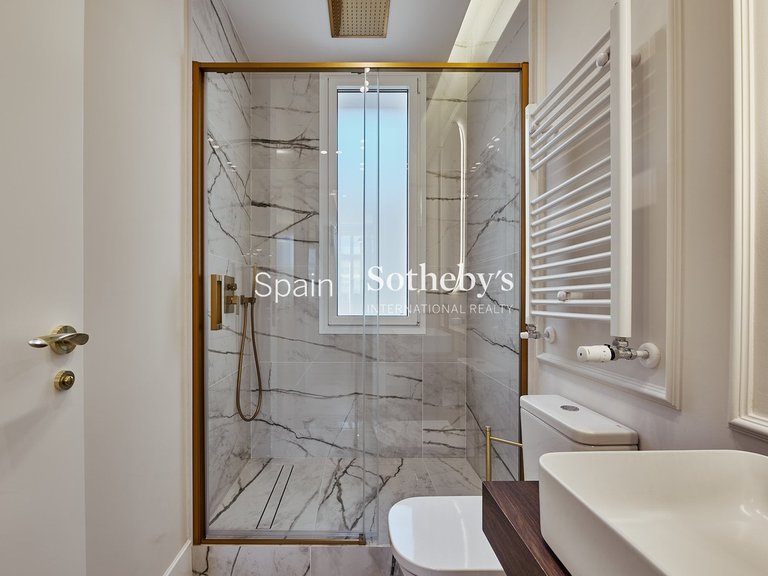 Apartment for Sale in Madrid, Madrid 26