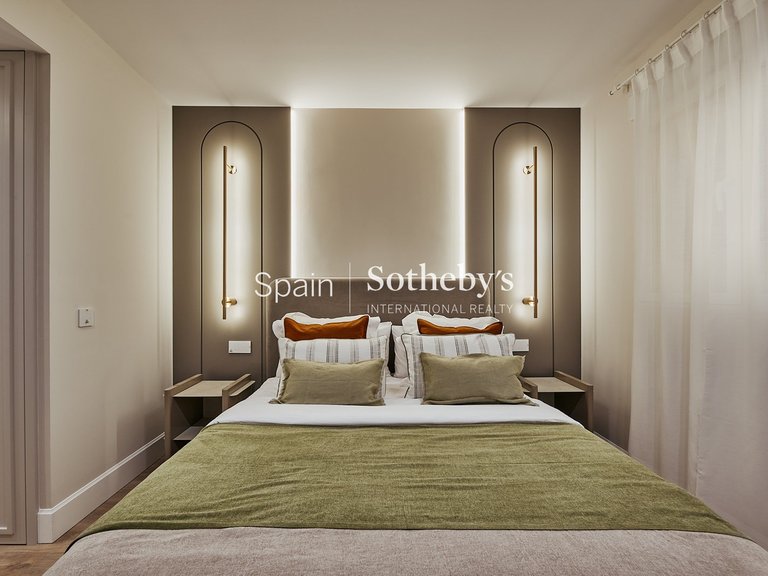 Apartment for Sale in Madrid, Madrid 17