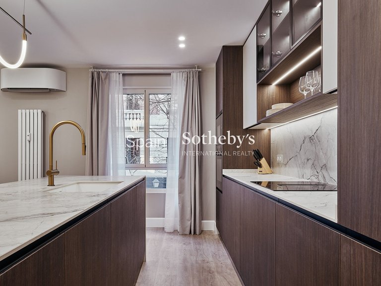 Apartment for Sale in Madrid, Madrid 10