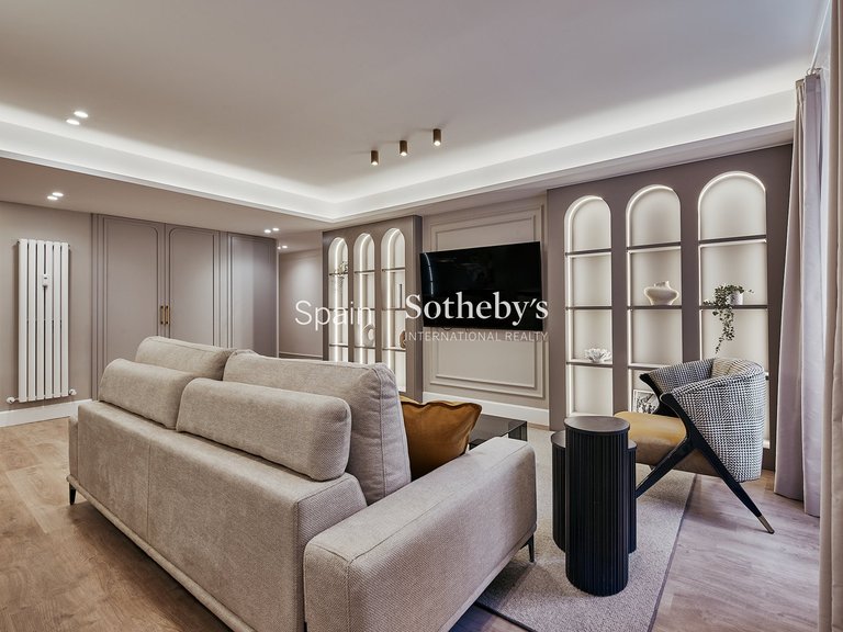Apartment for Sale in Madrid, Madrid 14