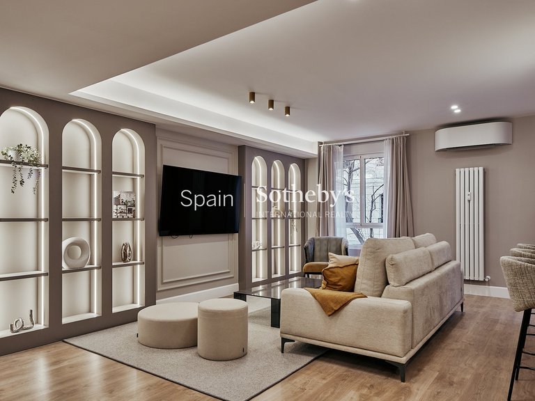 Apartment for Sale in Madrid, Madrid 2