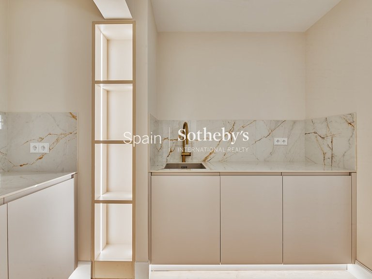 Apartment for Sale in Madrid, Madrid 15