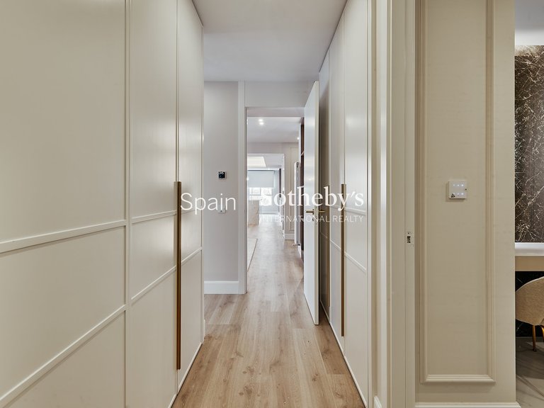 Apartment for Sale in Madrid, Madrid 33